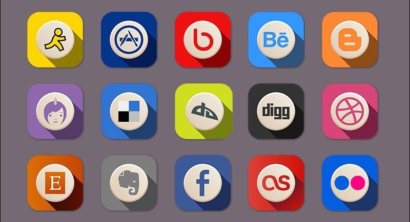 Examples of Flat Social Media Icons 