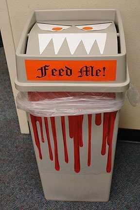 Office Halloween: Other office item decorations