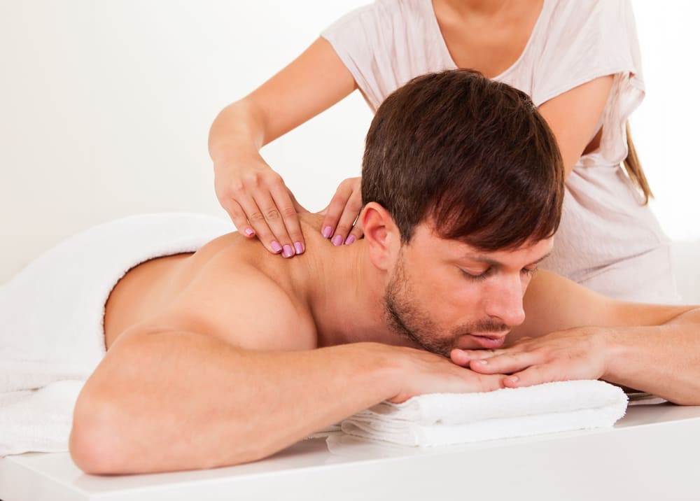 Father's Day gifts: Neck massage in a salon